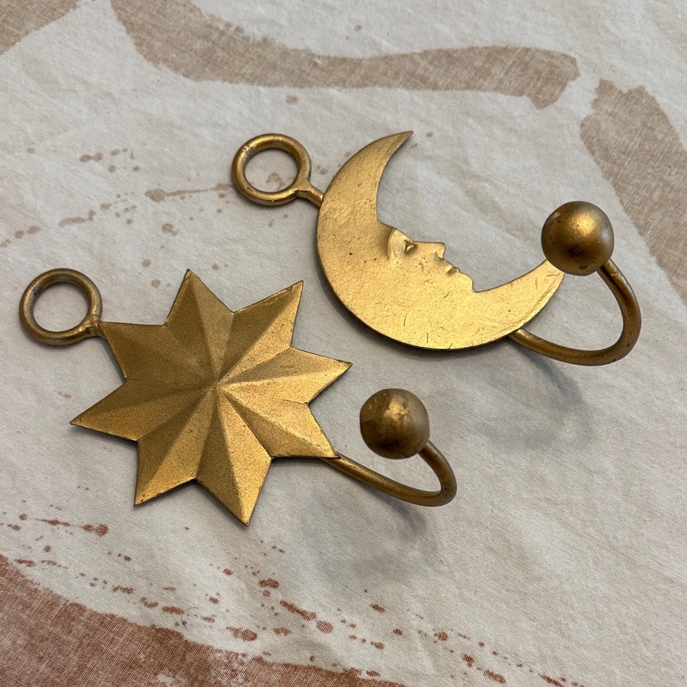 Pair of Moon & Star Hooks - Picture 2 of 8